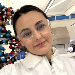 Satenik, a Pharmaceutical Science student at London Metropolitan University